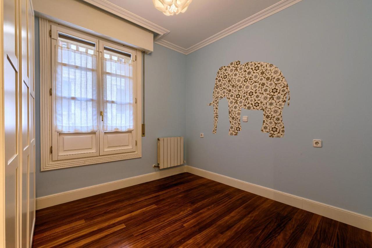 Appartement Bailen Reformado Elegante Con Wifi à Bilbao Extérieur photo